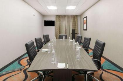 Wingate by Wyndham Lubbock - image 2