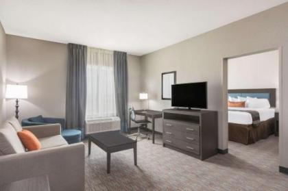 Wingate by Wyndham Lubbock - image 4