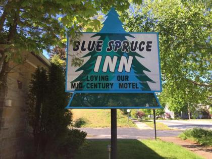 Ludington Blue Spruce Inn - image 2