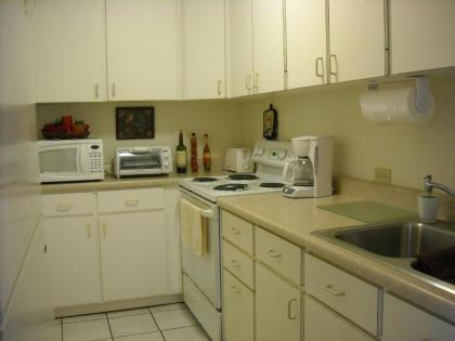 Ocean Front Apartment - image 9
