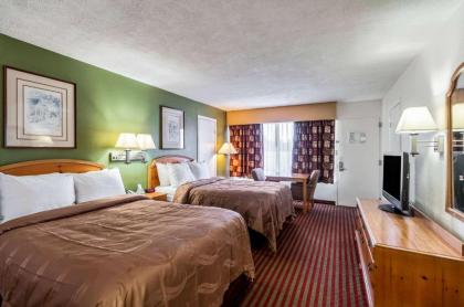Quality Inn - image 14