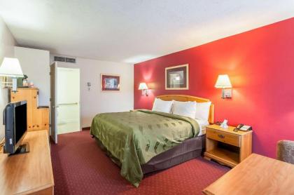 Quality Inn - image 4
