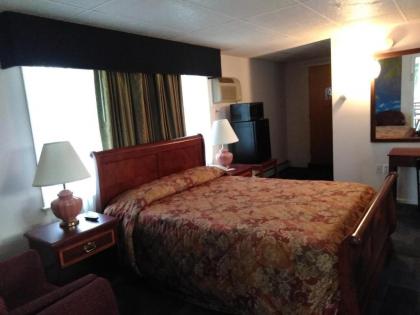 The Cardinal Inn - image 11