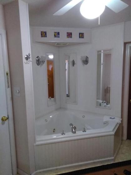 The Cardinal Inn - image 3