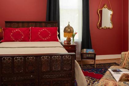 South Court Inn - image 3
