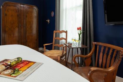South Court Inn - image 7