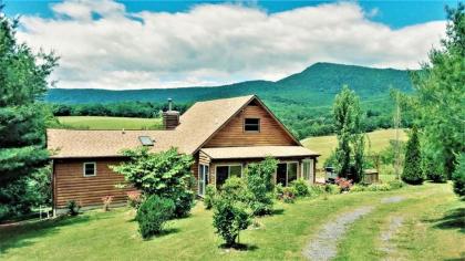 A Lazy River Cabin - image 4