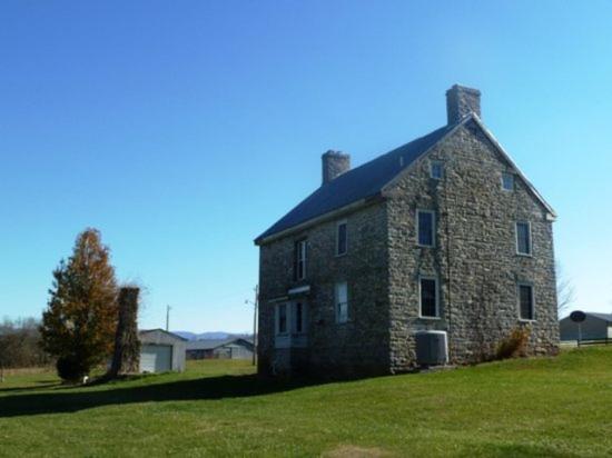 Stone House - image 5