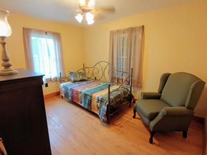 B & A_Lake_Cottage - image 10
