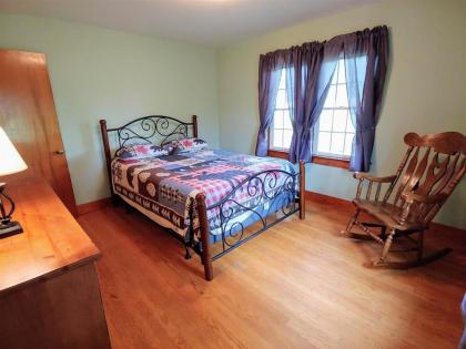 B & A_Lake_Cottage - image 13