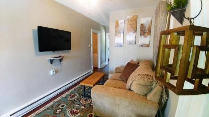 Cubs_Cottage - image 6