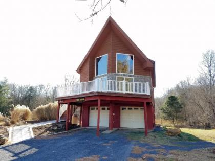 The Shuck- Christophers Riverside Cabin - image 5