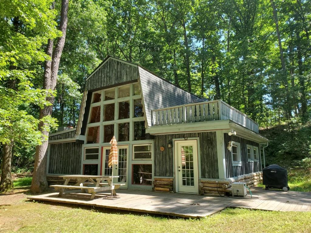 Mountain_Hideaway - image 2