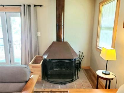 Steel Driver River Cabin - image 11