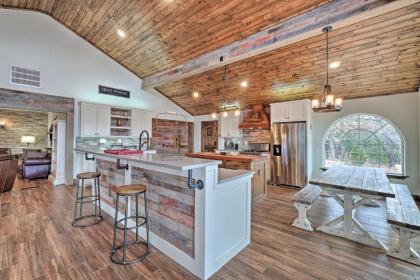 Luxury Home with Pool and Forest Vistas - 29 Mi to OKC! - image 11