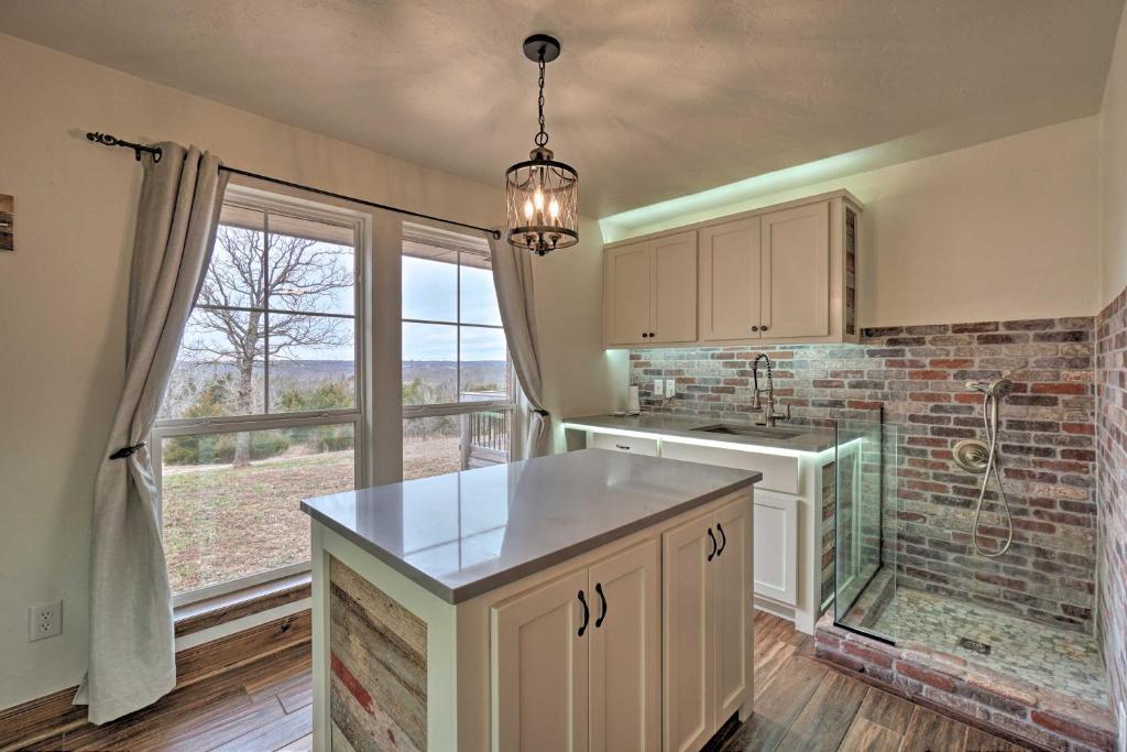 Luxury Home with Pool and Forest Vistas - 29 Mi to OKC! - image 2