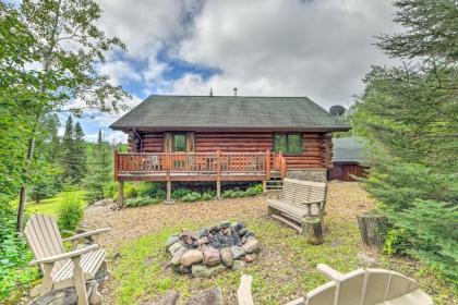 Lutsen Cabin with Fire Pit Patio and Deck! - image 11