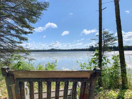 Lutsen Cabin with Fire Pit Patio and Deck! - image 4