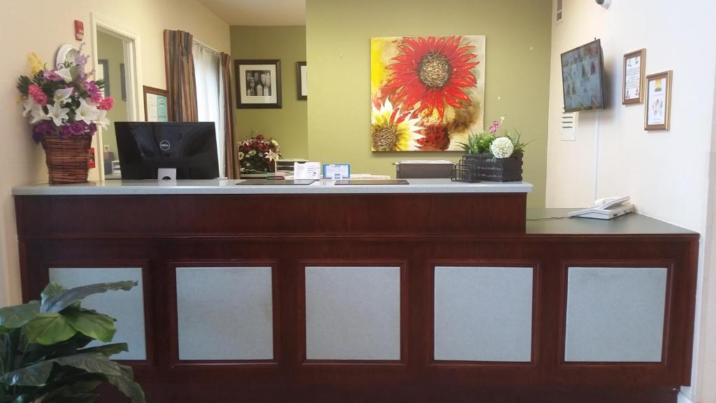 The Rutledge Inn - image 4