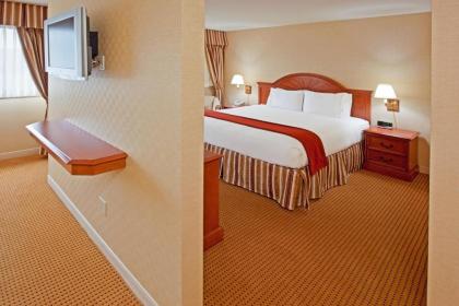 Rockville Centre Hotel - image 21