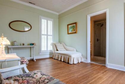 Tolley House - image 12