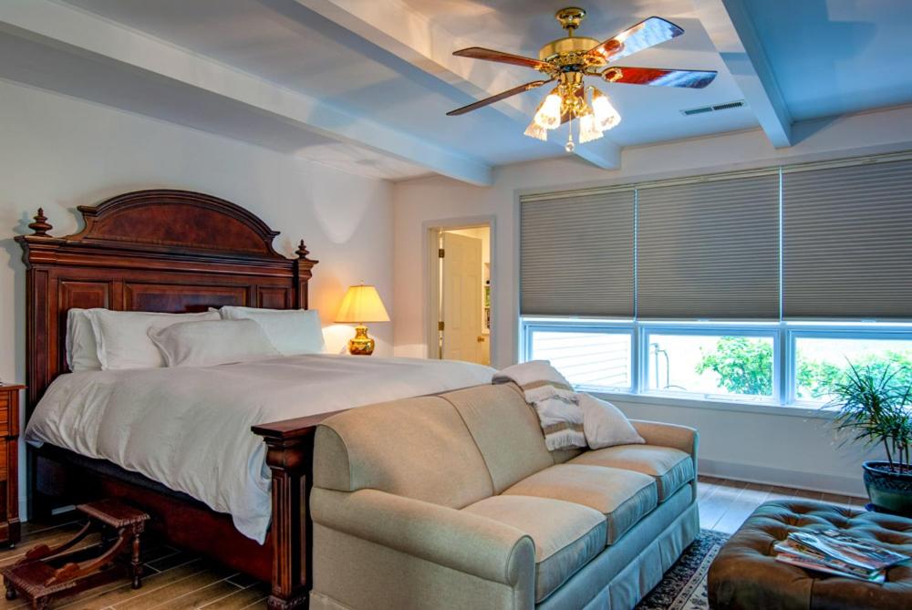 Tolley House - image 2