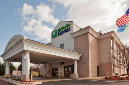 Holiday Inn Express Lynchburg an IHG Hotel - image 3