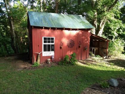 The Bent Branch Lodge - A Gnomes Retreat - Historic Virginia Log Cabin Coy Pond and Babbling Brook - image 8