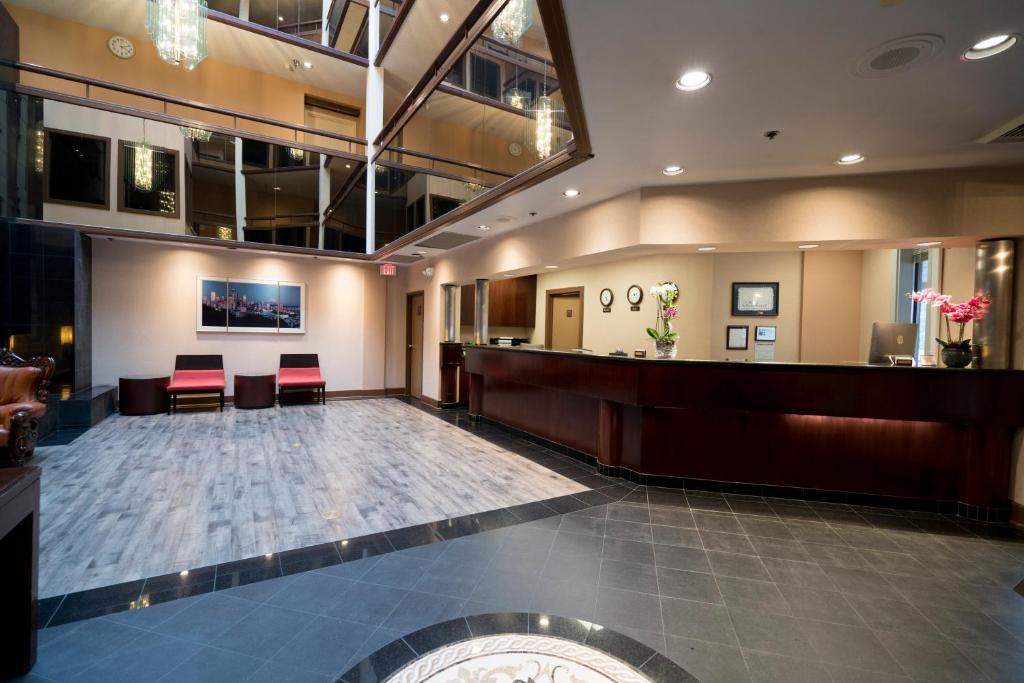 Hotel International - image 3