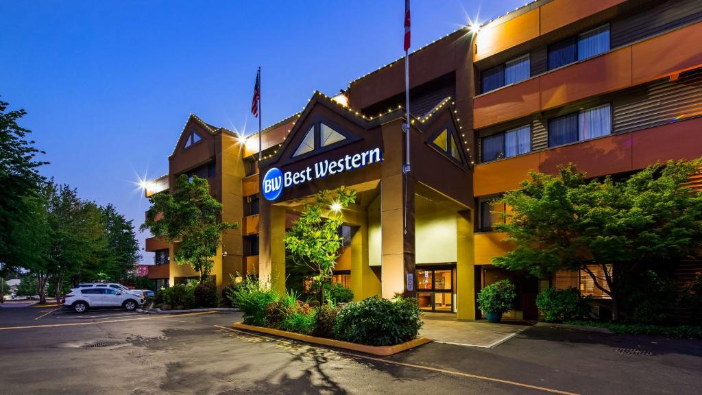 Best Western Alderwood - main image