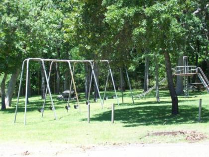 180 Degree View of Cedar Creek Lake! - image 12
