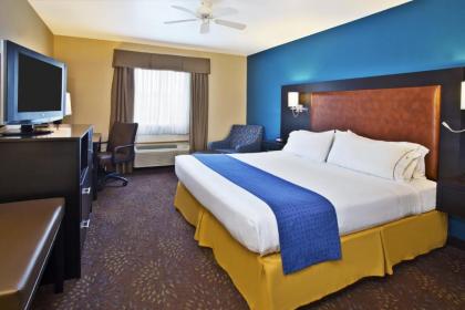 Holiday Inn Express Mackinaw City an IHG Hotel - image 3