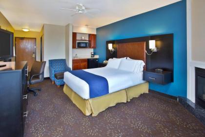 Holiday Inn Express Mackinaw City an IHG Hotel - image 9