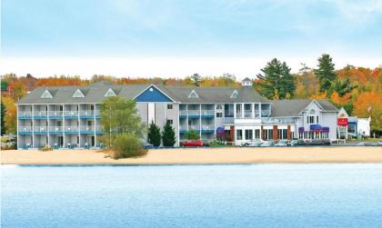 Ramada by Wyndham Mackinaw City Waterfront - image 1