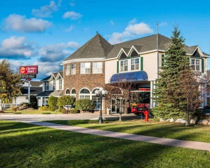 mackinaw City Clarion Hotel Beachfront mackinaw City