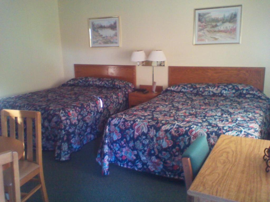 Starlite Budget Inn - image 3