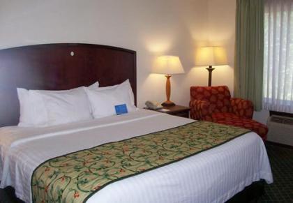 Fairfield Inn & Suites Macon - image 4