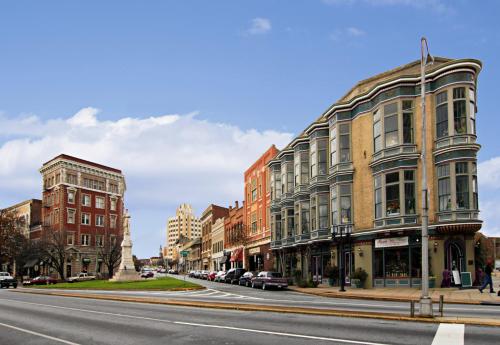 Microtel Inn & Suites by Wyndham Macon - image 3