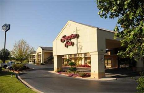 Hampton Inn Macon - I-475 - main image