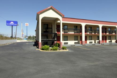 Americas Best Value Inn & Suites Macon - main image