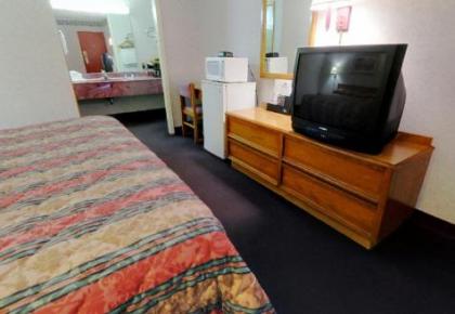 Americas Best Value Inn & Suites Macon - image 2