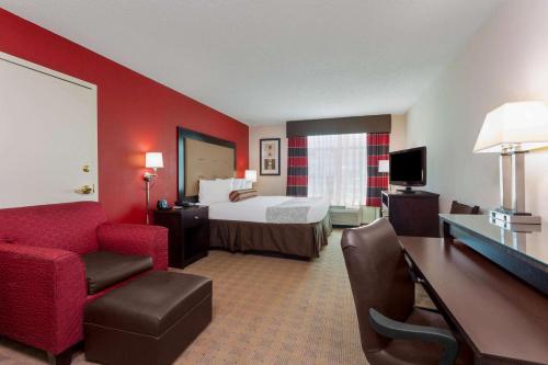 Wingate by Wyndham Macon - main image