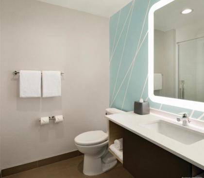 avid hotels - Macon North an IHG Hotel - image 3