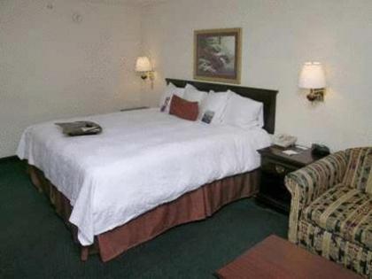 Hampton Inn Madison - image 16