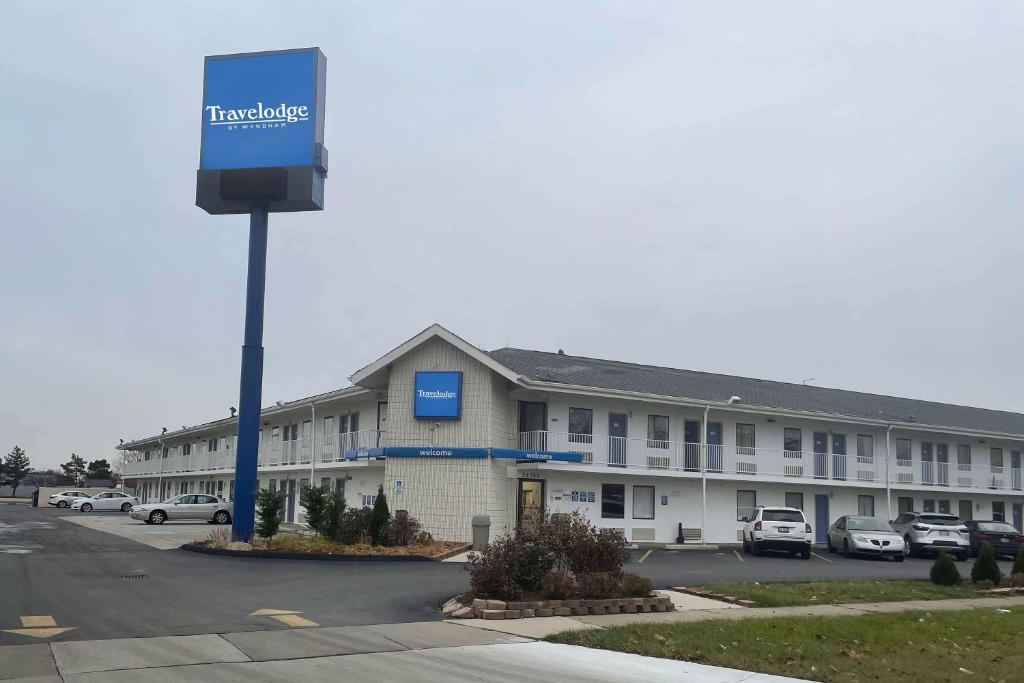 Motel 6-Madison Heights MI - Detroit Northeast - main image