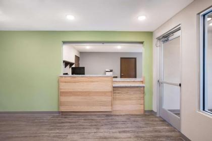 WoodSpring Suites Detroit Madison Heights - image 4