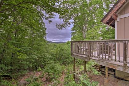 Conway Area Chalet with mountain Views and Fire Pit madison