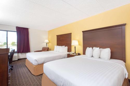 AmericInn by Wyndham Madison West - image 3