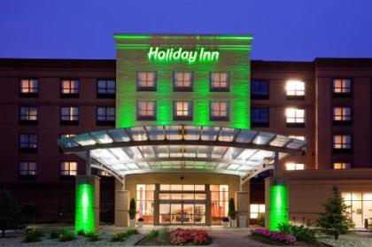 Holiday Inn Madison at The American Center an IHG Hotel