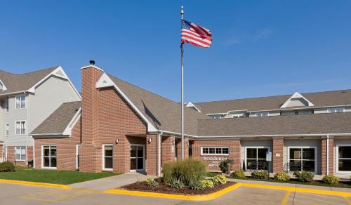 Residence Inn Madison East - main image